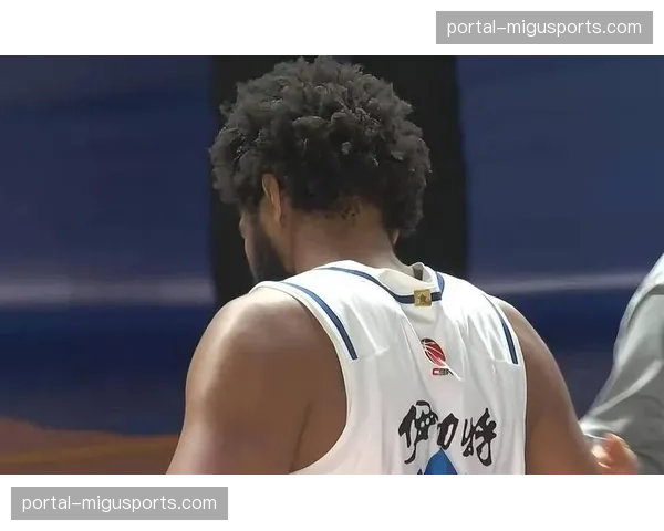 外媒预测：新帅里亚斯内斯的首秀，能否带领青岛海牛走出连败低谷？